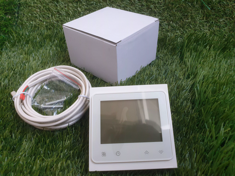 Оновлення асортименту: Терморегулятори та інфрачервона плівка Grapheneheater